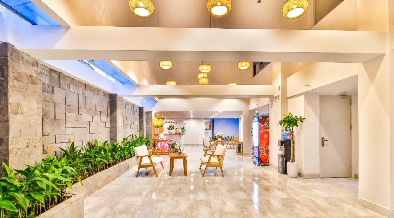 Grand Lee Hotel ホーチミン市 エクステリア 写真